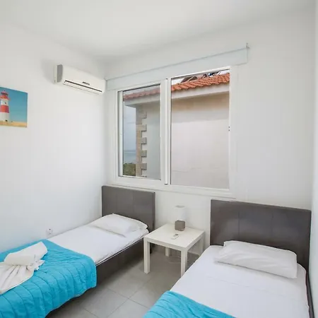 Gorgona Vila Ayia Napa